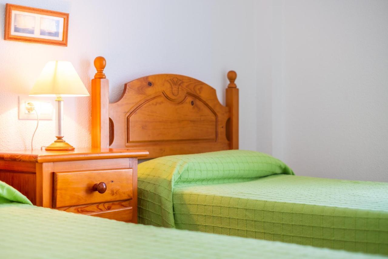 Apartamento Las Torres Коніль-де-ла-Фронтера Екстер'єр фото